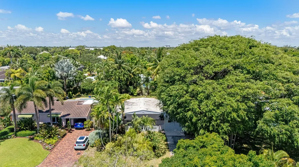 1637 N Victoria Park Road Fort Lauderdale FL 33305