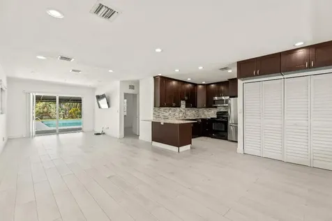 1637 N Victoria Park Road Fort Lauderdale FL 33305