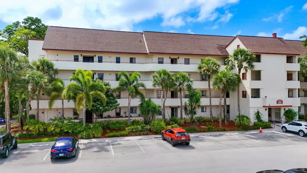 12524 Shoreline Drive Wellington FL 33414