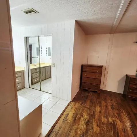 128 W Caribbean Port St Lucie FL 34952