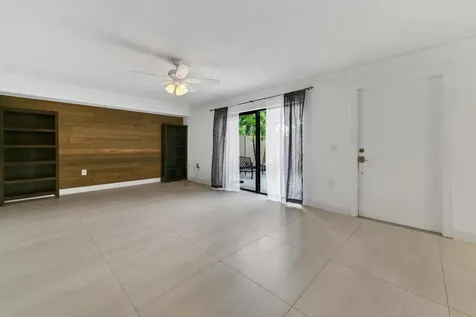7315 73rd Way West Palm Beach FL 33407