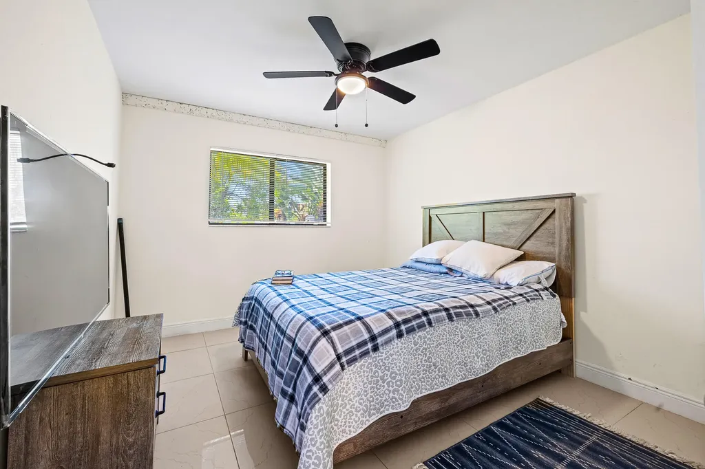 610 Trace Circle Deerfield Beach FL 33441