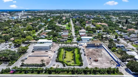 335 Grove Place Delray Beach FL 33444