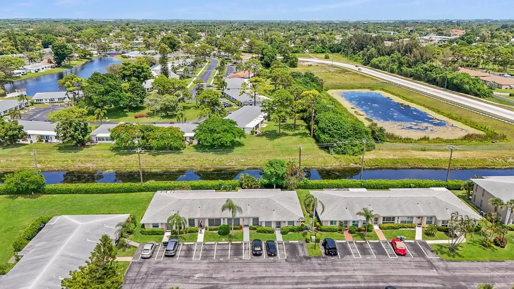 13670 Via Flora Delray Beach FL 33484
