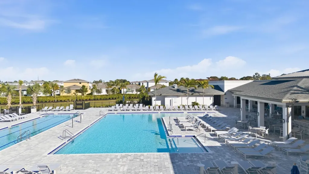 13670 Via Flora Delray Beach FL 33484