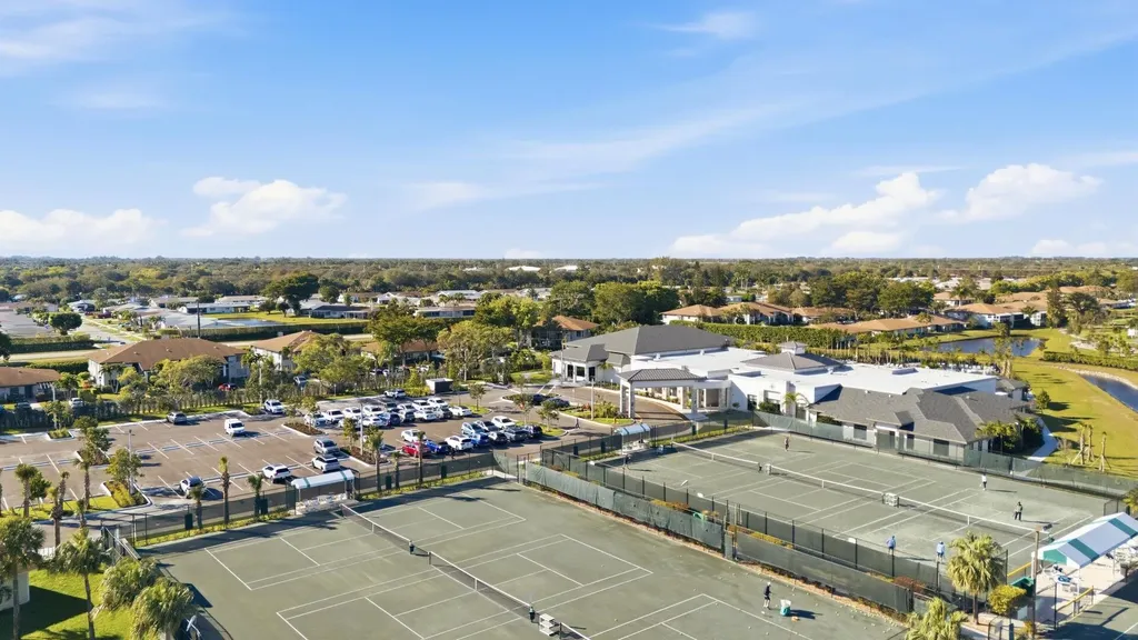 13670 Via Flora Delray Beach FL 33484