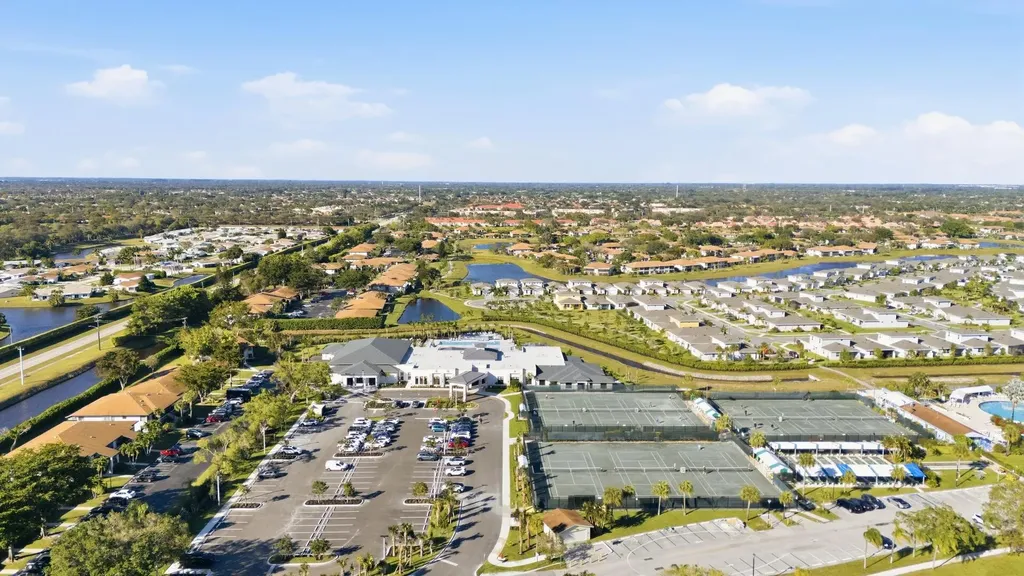 13670 Via Flora Delray Beach FL 33484