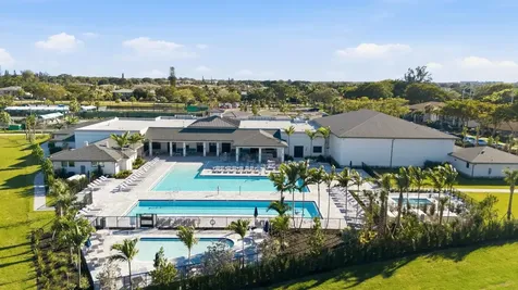 13670 Via Flora Delray Beach FL 33484