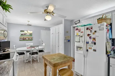 6043 Petaluma Drive Boca Raton FL 33433