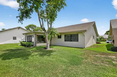 6043 Petaluma Drive Boca Raton FL 33433