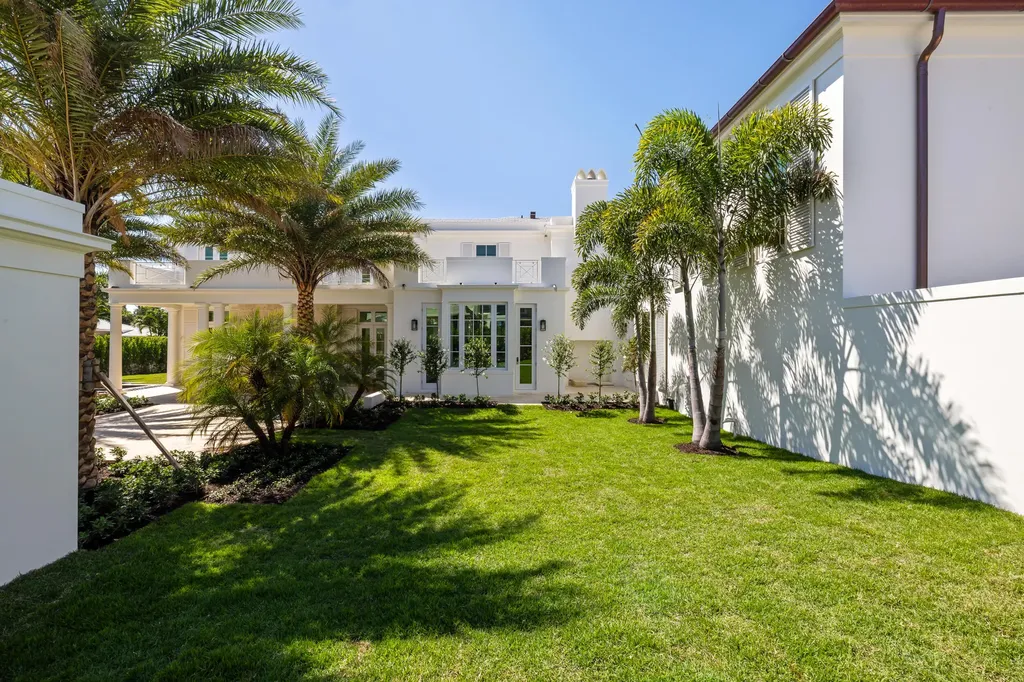 301 Plantation Road Palm Beach FL 33480