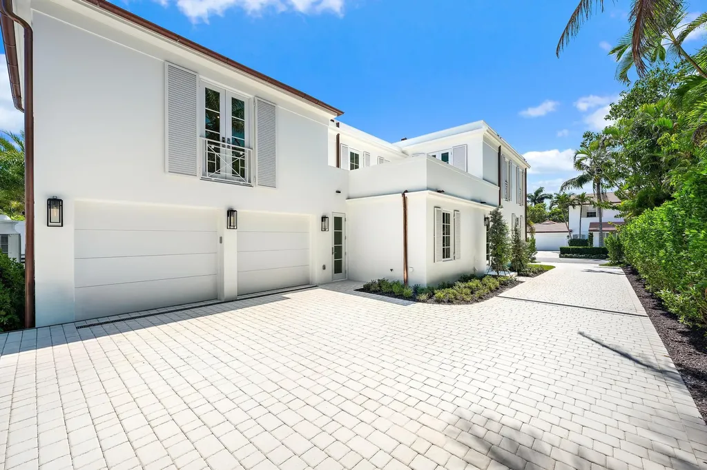 301 Plantation Road Palm Beach FL 33480