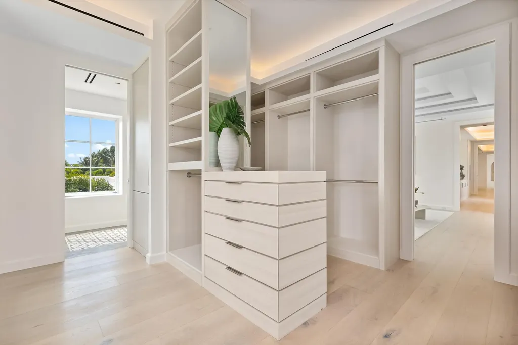 301 Plantation Road Palm Beach FL 33480