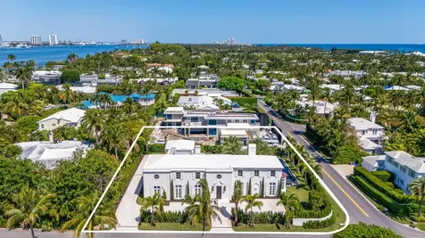 301 Plantation Road Palm Beach FL 33480