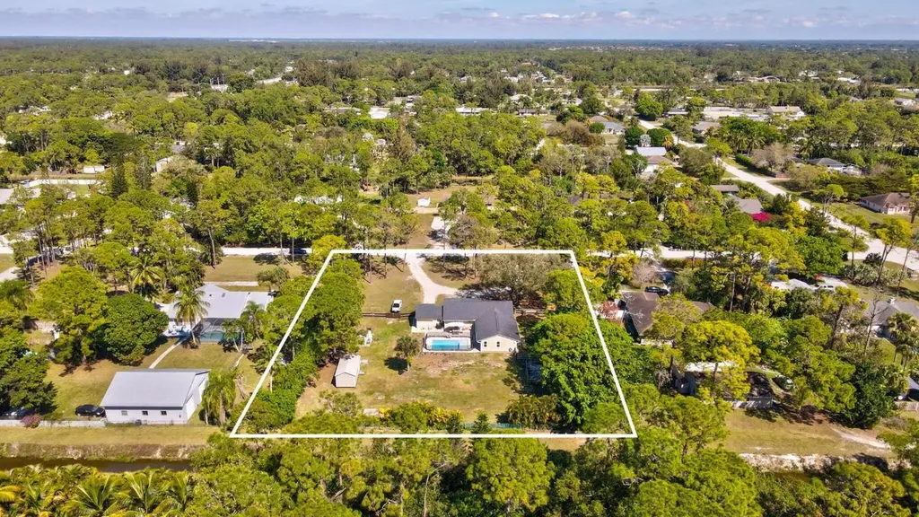 11616 56th Place N West Palm Beach FL 33411