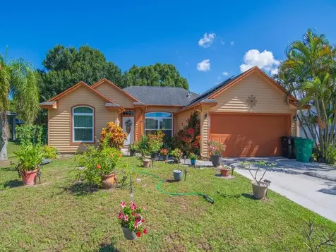 714 SW Andrew Road Port St Lucie FL 34953
