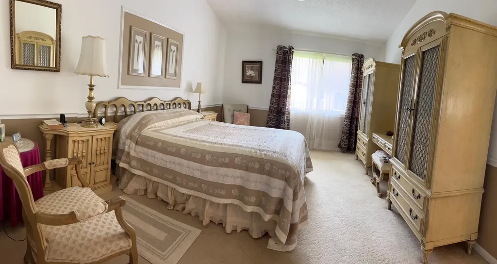 139 Meander Circle Royal Palm Beach FL 33411