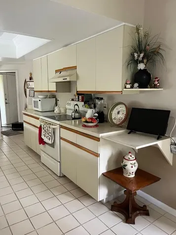 139 Meander Circle Royal Palm Beach FL 33411