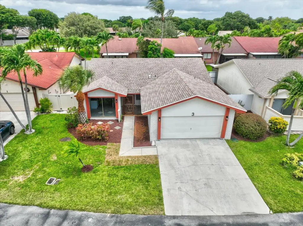 3 Fawlkland Circle Boynton Beach FL 33426