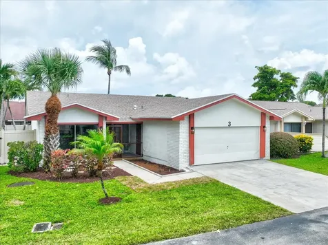 3 Fawlkland Circle Boynton Beach FL 33426