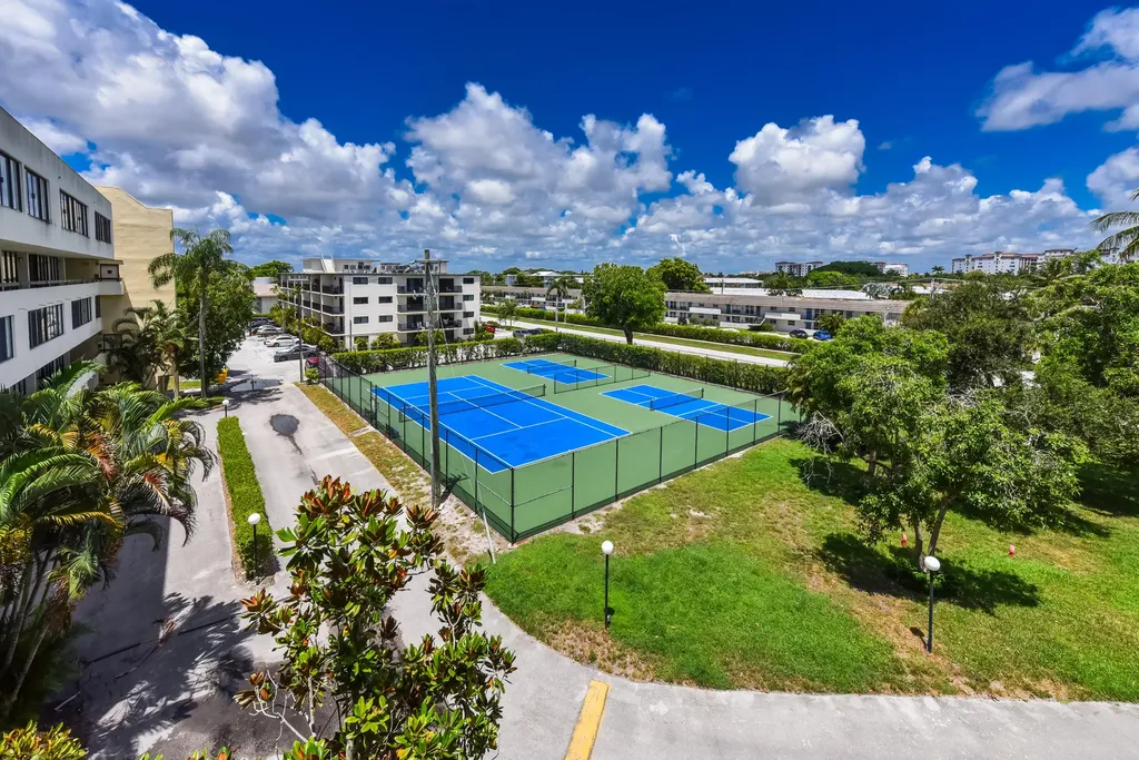 1401 S Federal Highway Boca Raton FL 33432