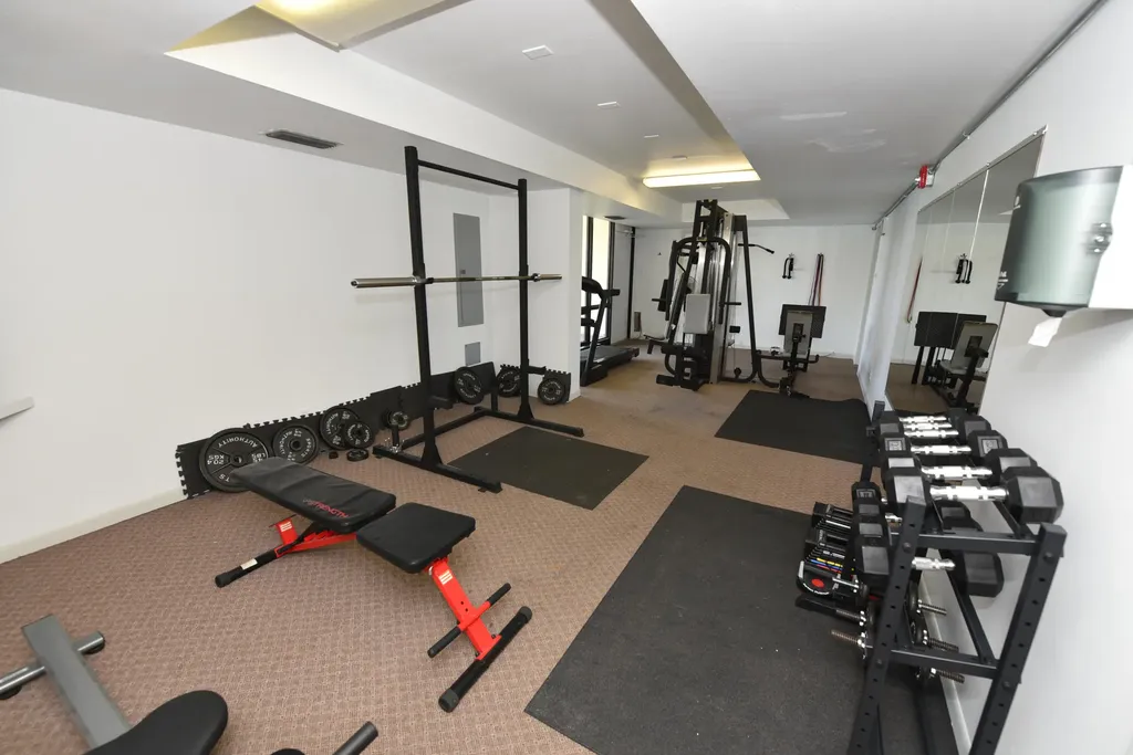 1401 S Federal Highway Boca Raton FL 33432