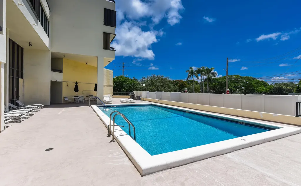 1401 S Federal Highway Boca Raton FL 33432
