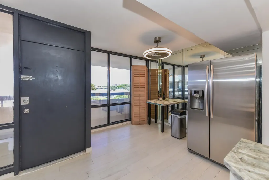 1401 S Federal Highway Boca Raton FL 33432