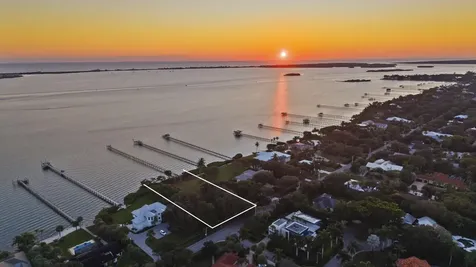 36 S Sewalls Point Road Sewalls Point FL 34996