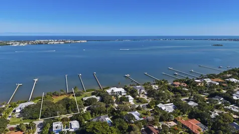 36 S Sewalls Point Road Sewalls Point FL 34996