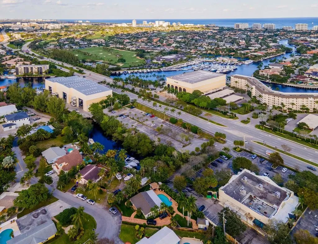 462 NE 9th Avenue NE Deerfield Beach FL 33441
