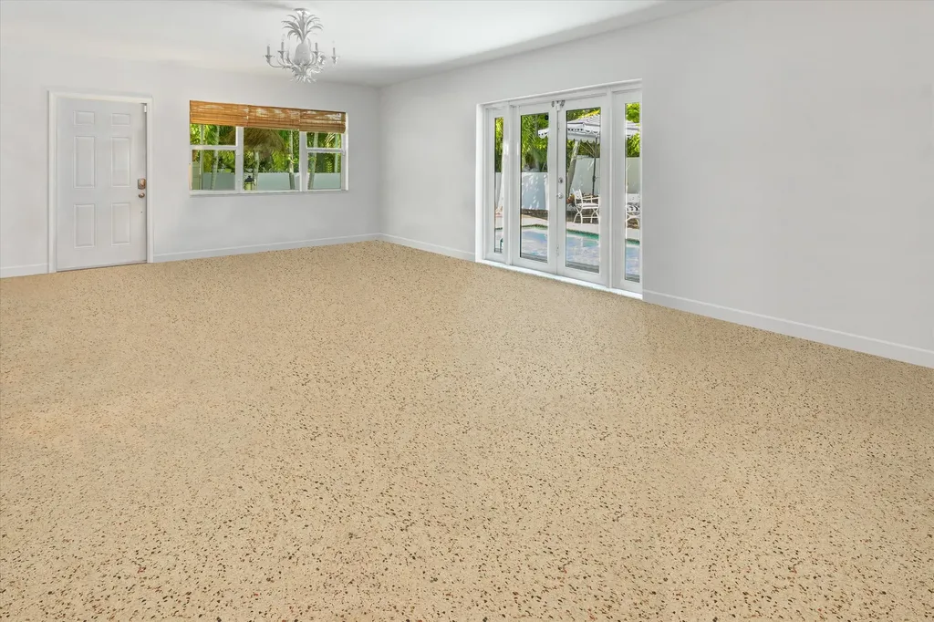 202 32nd Street West Palm Beach FL 33407