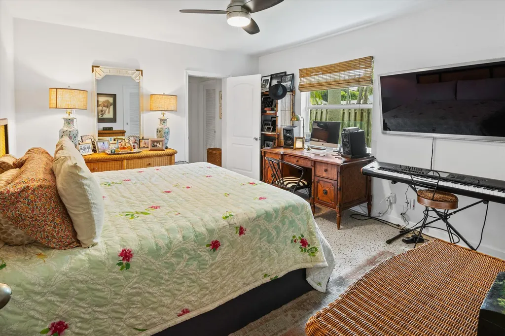 202 32nd Street West Palm Beach FL 33407