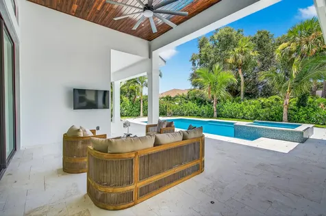 736 Norfolk Pine Lane Vero Beach FL 32963