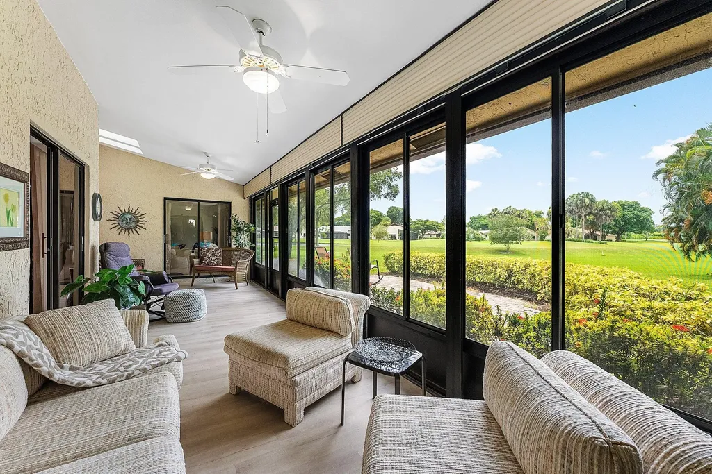 5668 Willow Creek Manor Delray Beach FL 33484