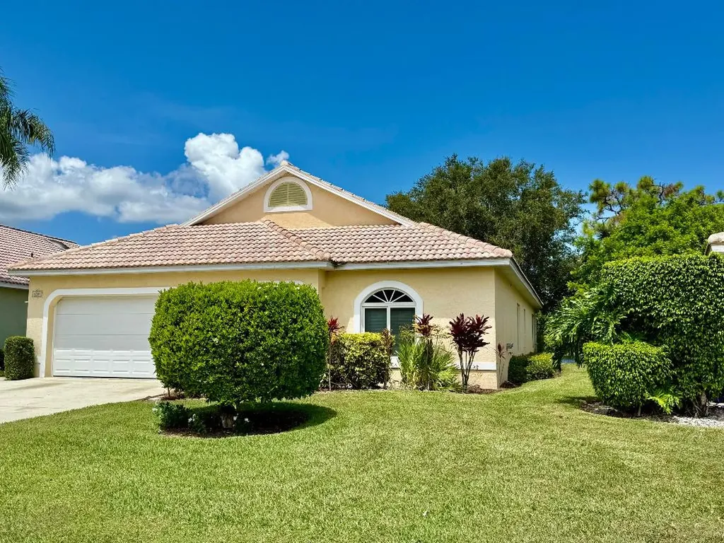 6008 SE Walkers Cay Court Stuart FL 34997