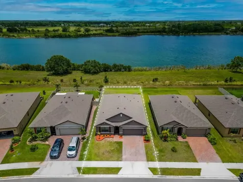 2053 Farmhouse Road SE Palm Bay FL 32909
