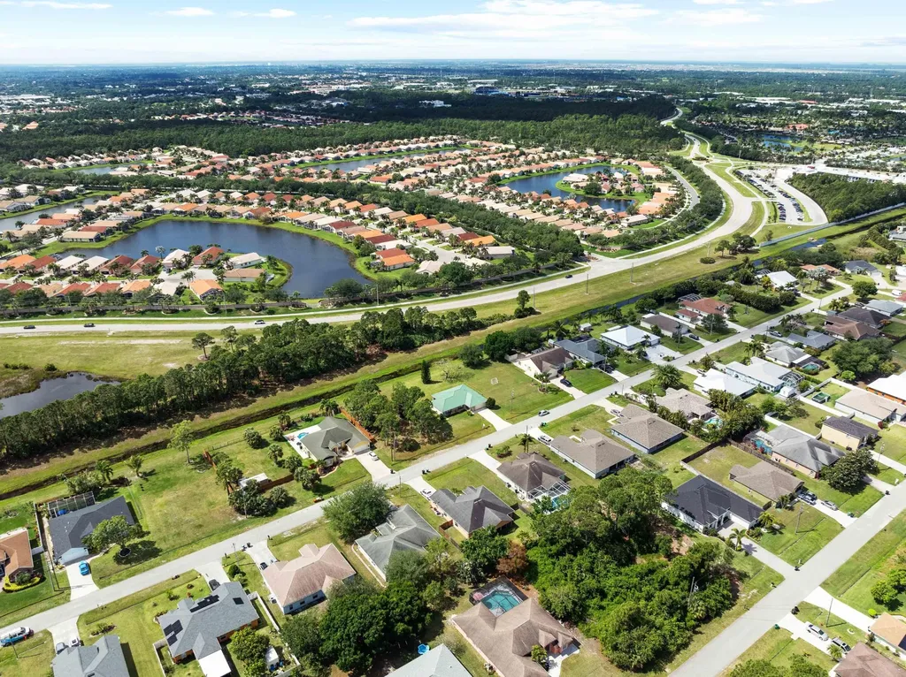 5940 NW Brenda Circle Port St Lucie FL 34986