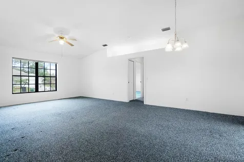 5940 NW Brenda Circle Port St Lucie FL 34986