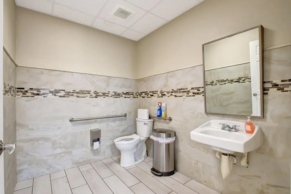 3379 S Military Trail Lake Worth FL 33463