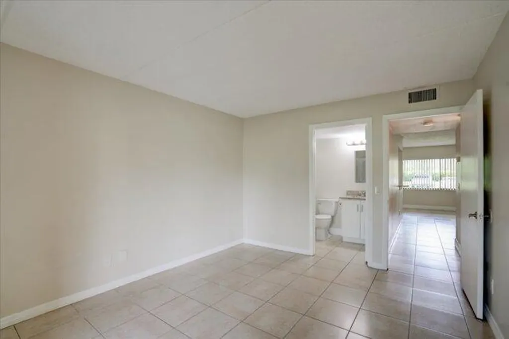 1104 Meadows Circle Boynton Beach FL 33436