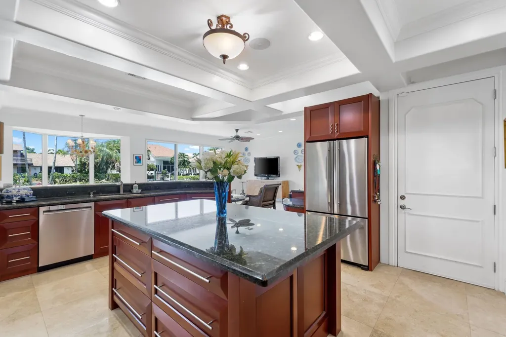 917 Iris Drive Delray Beach FL 33483