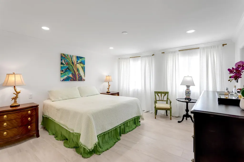 917 Iris Drive Delray Beach FL 33483