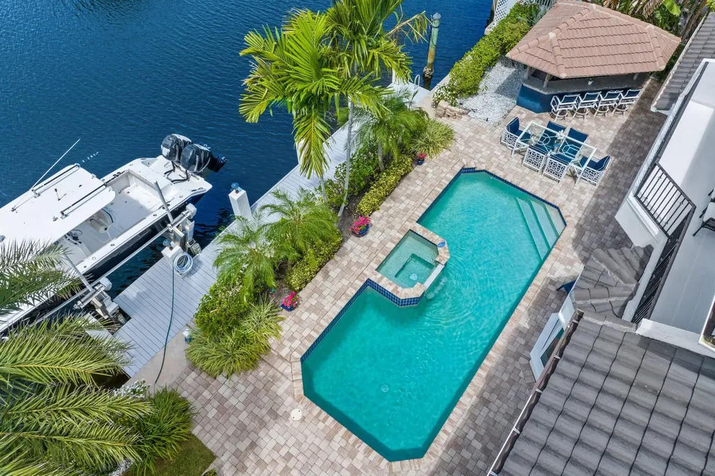 917 Iris Drive Delray Beach FL 33483