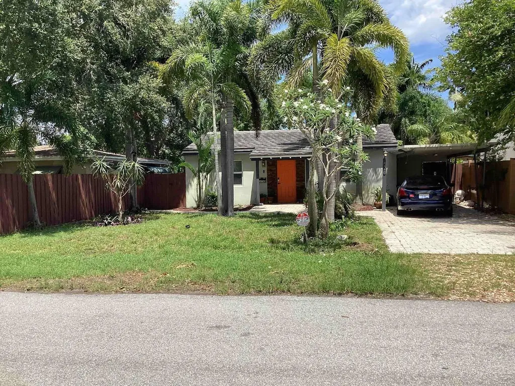 1528 NE 1st Avenue Fort Lauderdale FL 33304