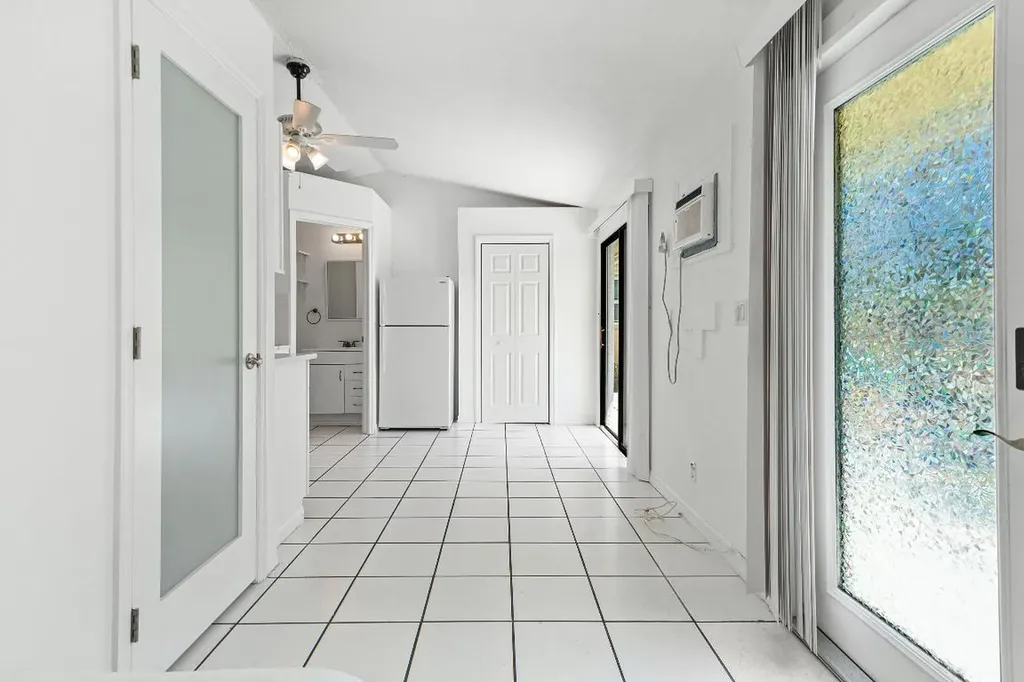 624 Allen Avenue Delray Beach FL 33483