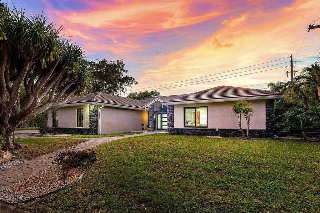 701 Buoy Road North Palm Beach FL 33408