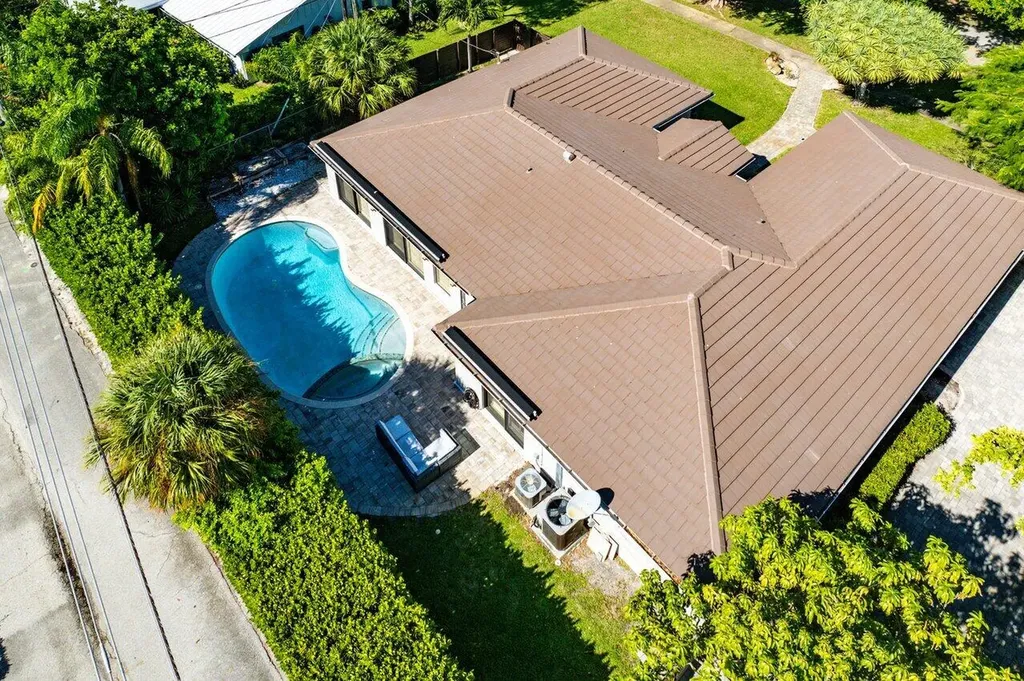 701 Buoy Road North Palm Beach FL 33408