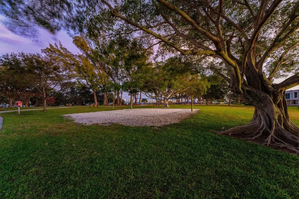 701 Buoy Road North Palm Beach FL 33408