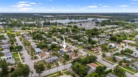 808 Wright Drive Lake Worth FL 33461